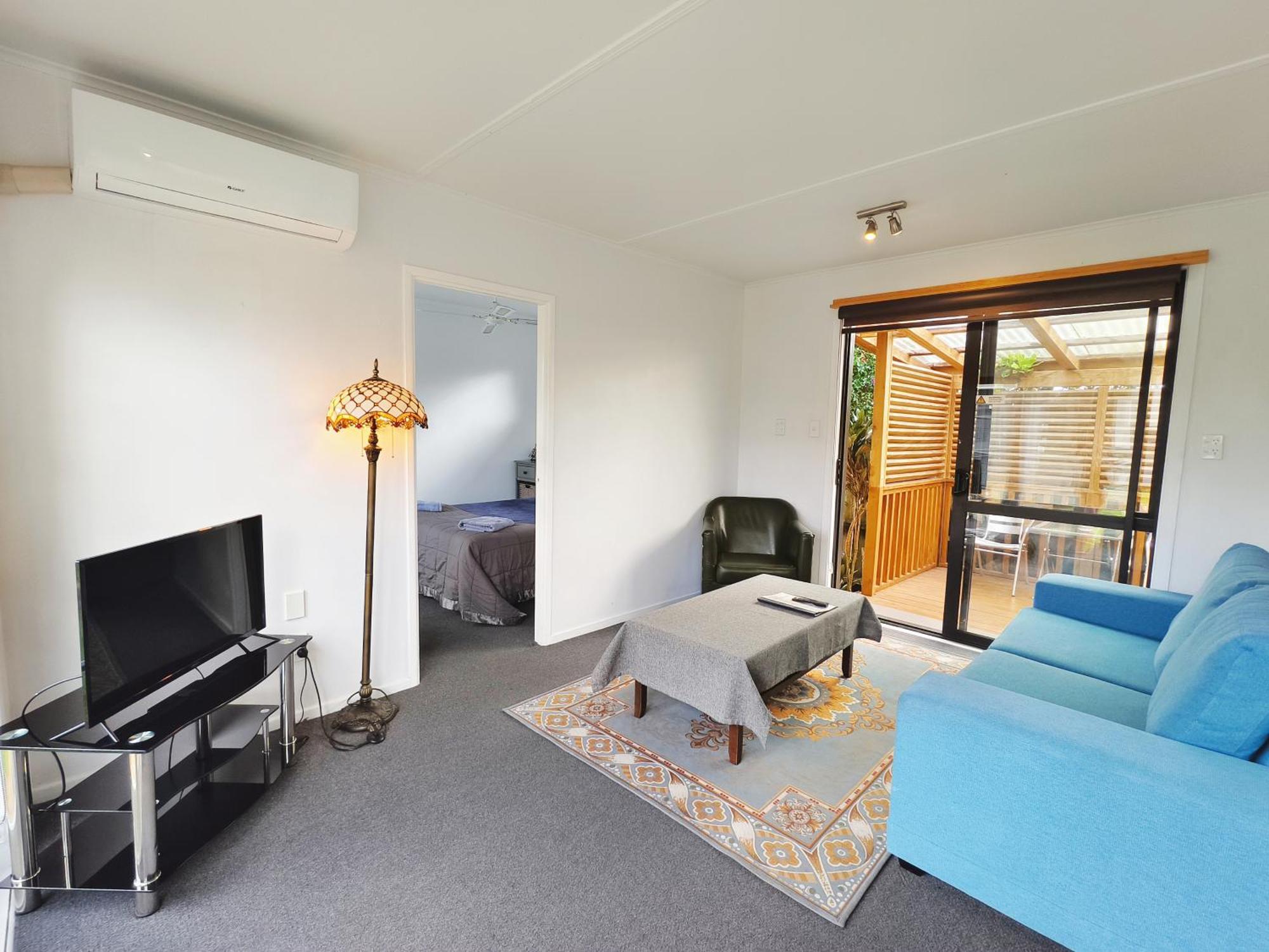 Parakai Geothermal Motel Exterior photo
